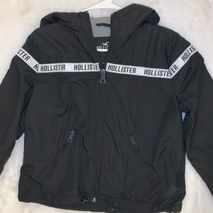 Cropped bomber windbreaker